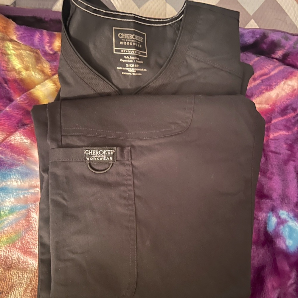 Cherokee scrubs size small black